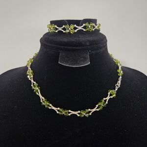 Exquisite Swarovski Necklace Set